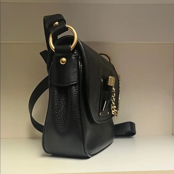 Michael Kors Chic Black Crossbody Leather Bag with Gold Chain - Picture 3 of 7